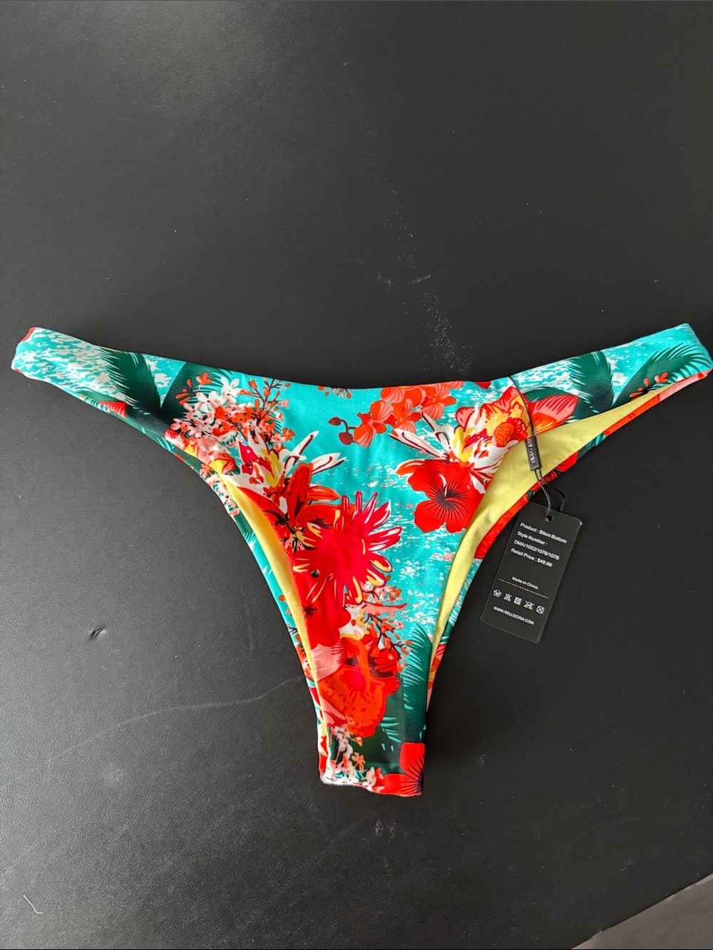 NWT Bikini bottom Relleciga L